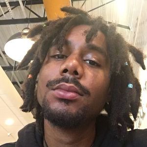 Meet your Posher, Carlos